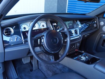 2011 ROLLS-ROYCE GHOST photo 11