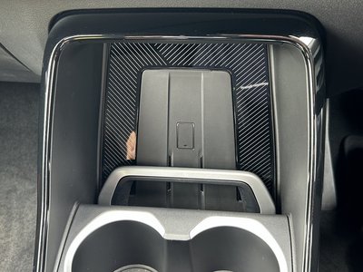 2025 BMW IX2 — миниатюра 40