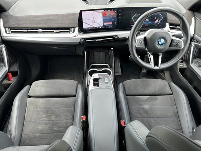 2025 BMW IX2 — миниатюра 2