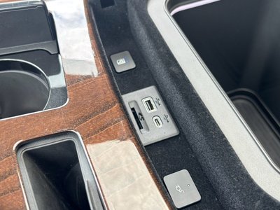 2021 Cadillac ESCALADE 照片 39