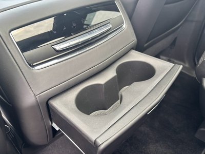 2021 Cadillac ESCALADE 照片 42