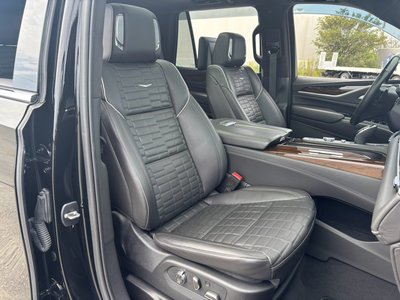 2021 Cadillac ESCALADE 照片 55