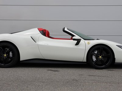 صورة 16 لـ 2026 Ferrari 296 GTS