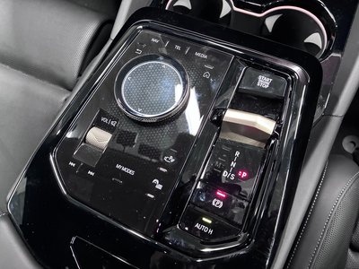 2024 BMW 5 SERIES thumbnail 45