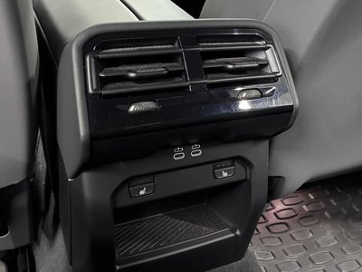 2024 BMW 5 SERIES photo 16