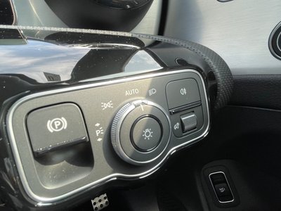 2025 Mercedes-BENZ CLA photo 9