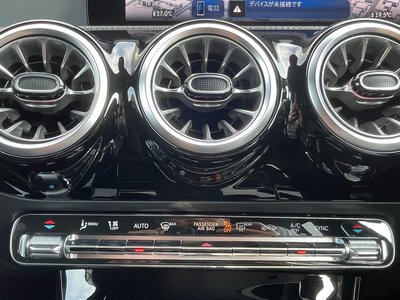 2025 Mercedes-BENZ CLA photo 14