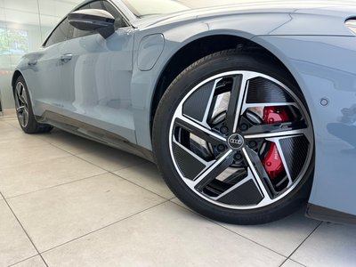 2024 AUDI RS E-TRON GT photo 10