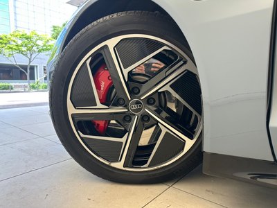 2024 AUDI RS E-TRON GT thumbnail 40