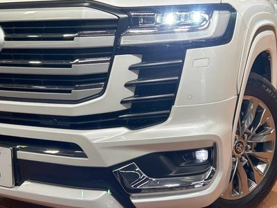 2025 Toyota LAND CRUISER 300 照片 13