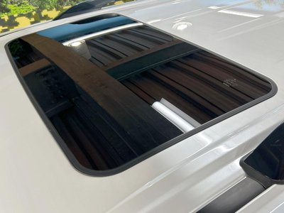 2025 Toyota LAND CRUISER 300 照片 35