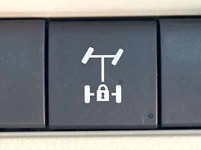 2025 Toyota LAND CRUISER 300 照片 52