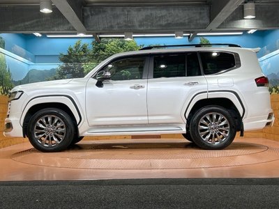 2025 Toyota LAND CRUISER 300 照片 28