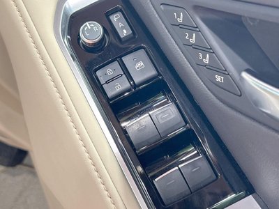 2025 Toyota LAND CRUISER 300 照片 47