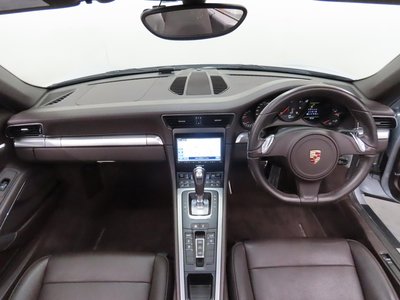 2014 Porsche 911 thumbnail 21