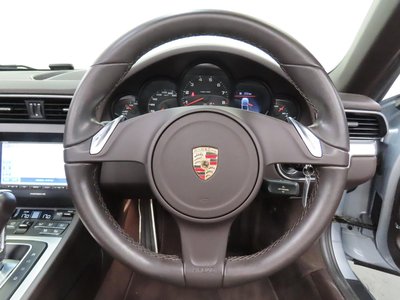 2014 Porsche 911 thumbnail 22
