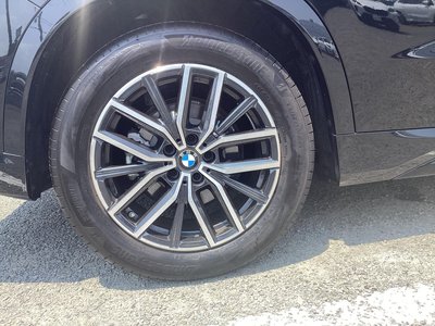 2026 BMW IX1 photo 12