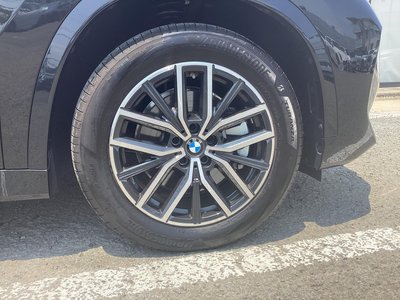 2026 BMW IX1 photo 11