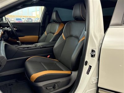 صورة 32 لـ 2022 Toyota CROWN CROSSOVER