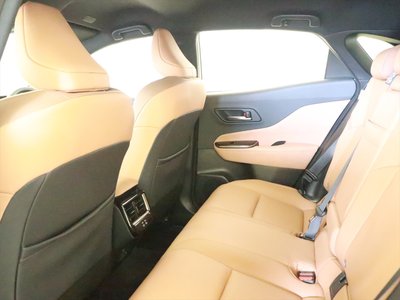 2025 Toyota CROWN SPORT thumbnail 24