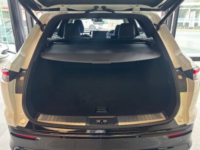صورة 23 لـ 2026 Toyota CROWN ESTATE