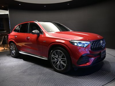 صورة 3 لـ 2025 Mercedes-BENZ GLC AMG