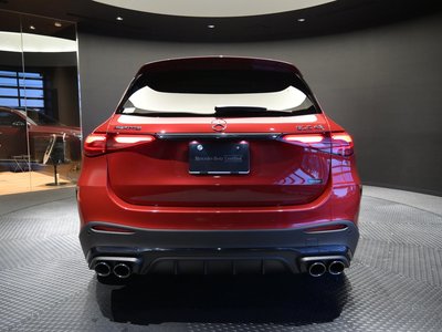 صورة 6 لـ 2025 Mercedes-BENZ GLC AMG
