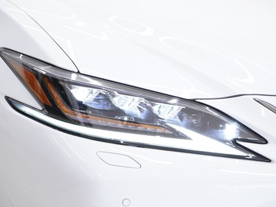 2020 Lexus ES thumbnail 52