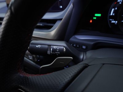 2020 Lexus ES thumbnail 25