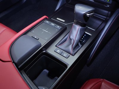 2020 Lexus ES thumbnail 42