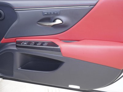 2020 Lexus ES thumbnail 63