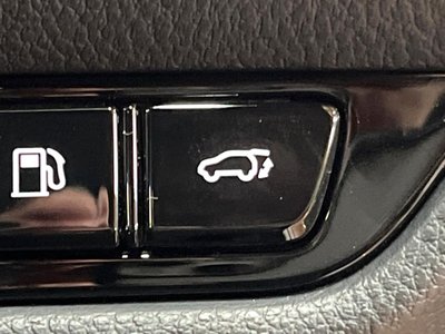 2025 Lexus NX thumbnail 38