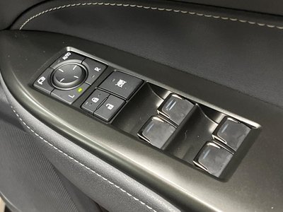 2025 Lexus NX thumbnail 41