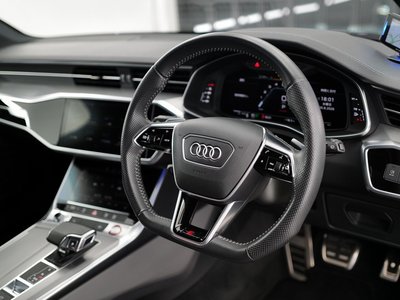 صورة 7 لـ 2020 AUDI S6 AVANT