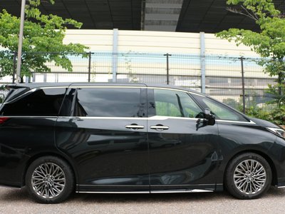 صورة 6 لـ 2024 Lexus LM