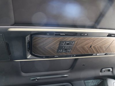 صورة 45 لـ 2024 Lexus LM