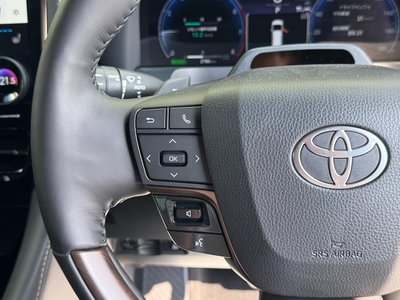 صورة 38 لـ 2025 Toyota ALPHARD