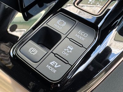 صورة 53 لـ 2025 Toyota ALPHARD
