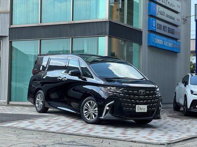 صورة 72 لـ 2025 Toyota ALPHARD