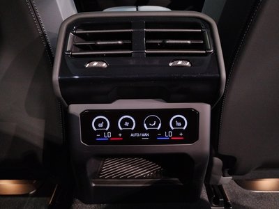 2026 BMW I5 缩略图 29