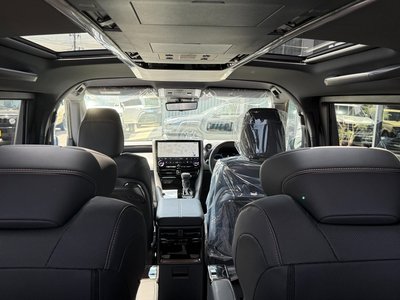 صورة 65 لـ 2026 Toyota ALPHARD