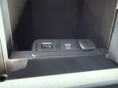 صورة 54 لـ 2026 Toyota ALPHARD