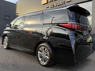 صورة 31 لـ 2026 Toyota ALPHARD