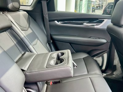 2025 Cadillac XT5 — фото 26