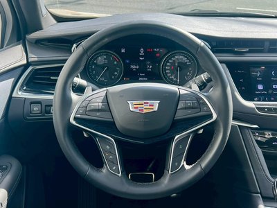 2025 Cadillac XT5 — фото 37