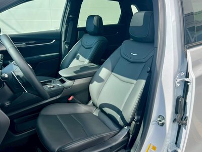 2025 Cadillac XT5 — фото 73