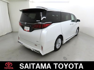 2025 Toyota ALPHARD photo 10