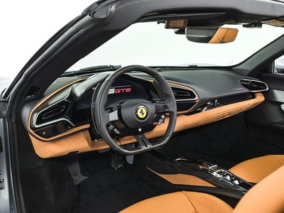 صورة 12 لـ 2024 Ferrari 296 GTS