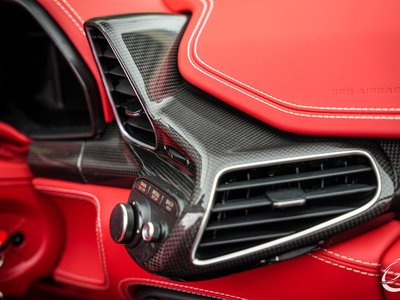 صورة مصغرة 69 لـ 2014 Ferrari 458 SPIDER