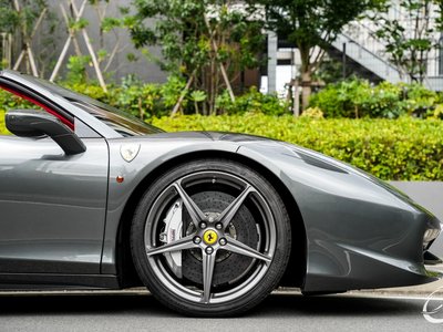 صورة مصغرة 32 لـ 2014 Ferrari 458 SPIDER